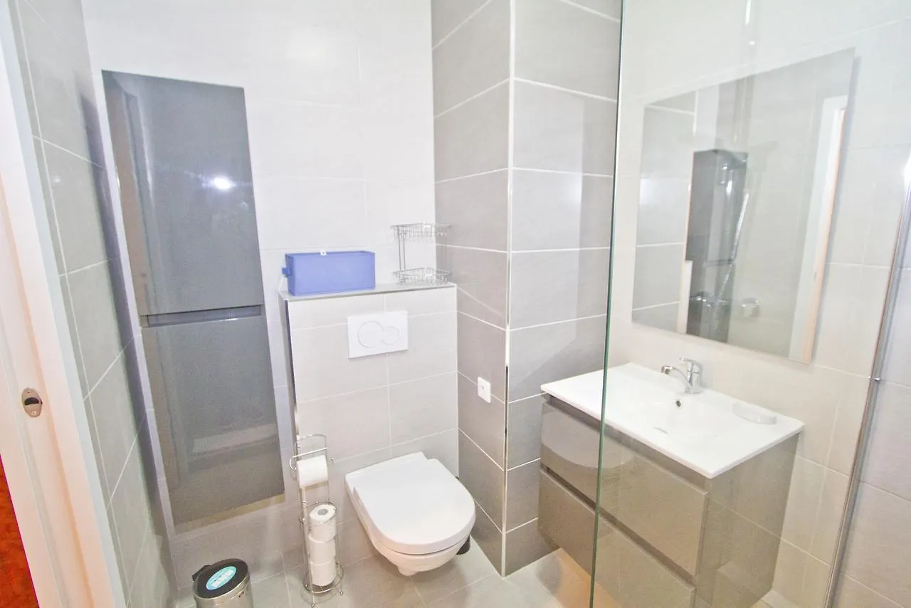 Promenade Holiday - Cosy Sea Front Studio Nice